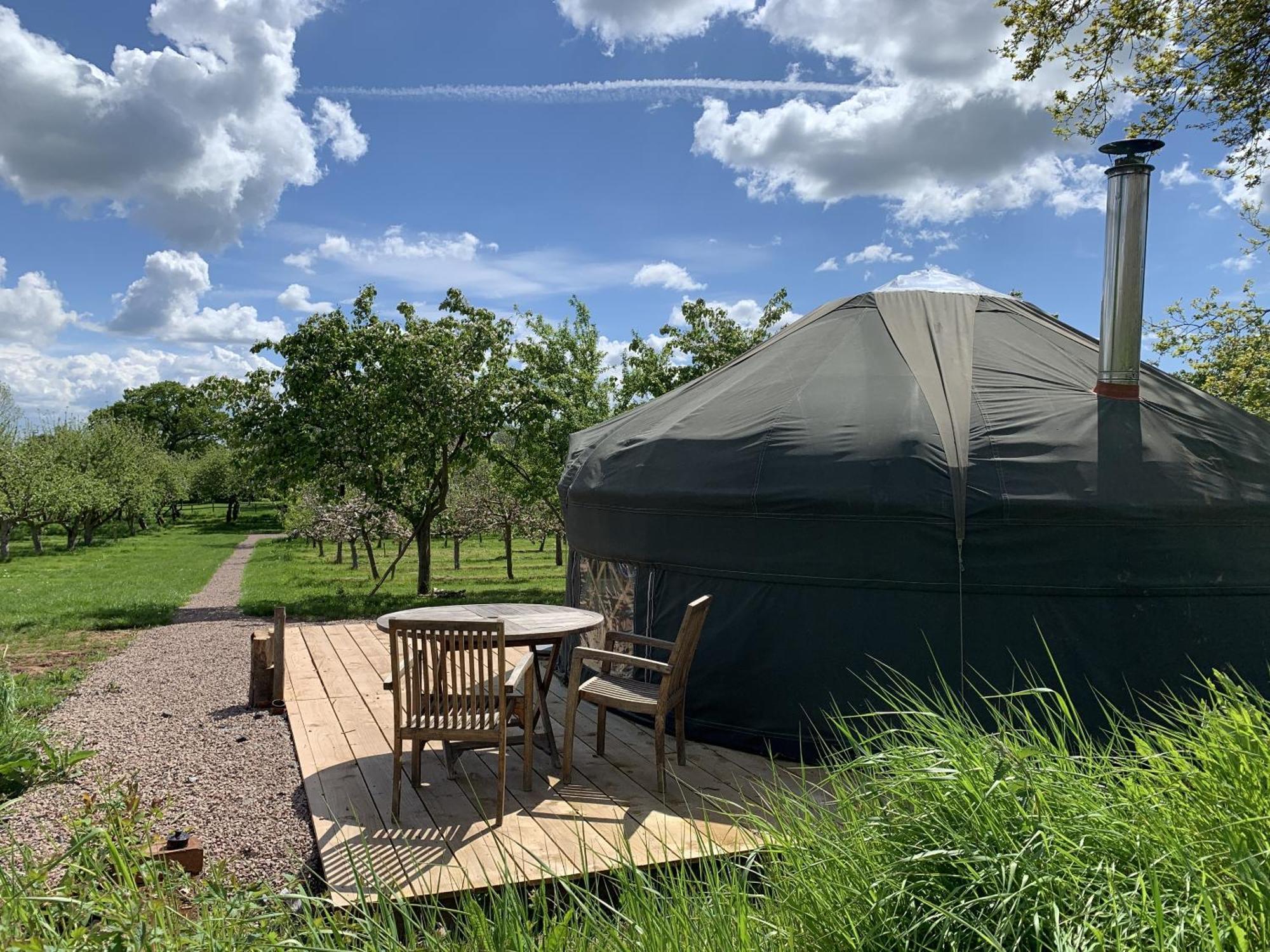 فيلا Dragon Orchard Retreat ليدبوري الغرفة الصورة